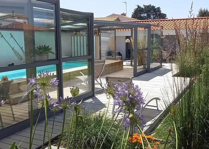 Des Huniers A La Chaume *